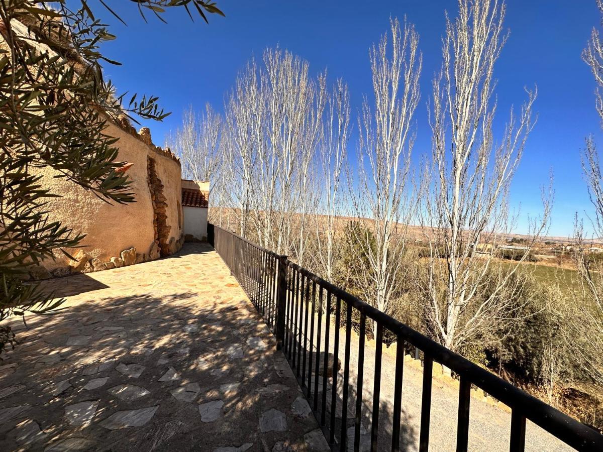 Cuevas La Granja Apartment Benalua de Guadix Exterior photo