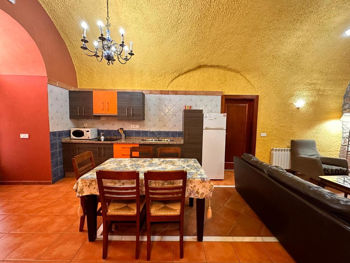 Cuevas La Granja Apartment Benalua de Guadix Exterior photo