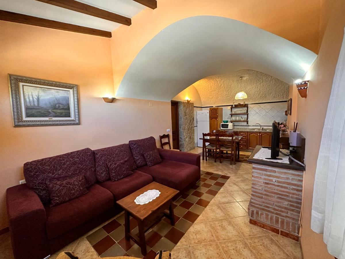 Cuevas La Granja Apartment Benalua de Guadix Exterior photo